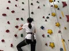 -山之巅攀岩馆(太古城店)