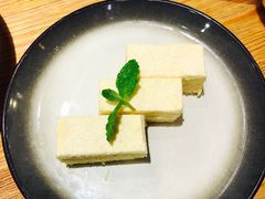 -塔哈尔·新疆盛宴(城西银泰店)