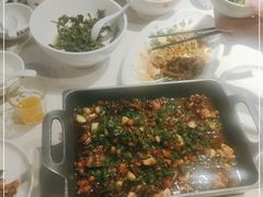 -味上湘菜馆(岳麓山店)