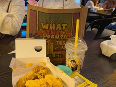 -BHC炸鸡(明洞总店)