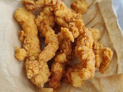-必胜客(尹山湖歌林公园店)