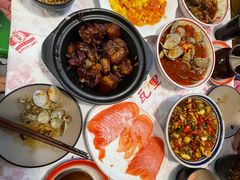 -堂瓦里·33年传统赣菜(第一街区店)