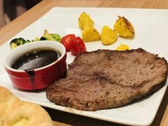 -必胜客(花舞大唐博物馆店)