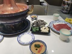 -一只羊·铜锅涮羊肉烧烤