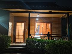 -梁子湖东篱老屋生态庄园