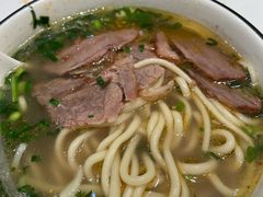 -德元兰州纯汤牛肉面(深圳首店)