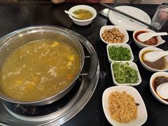 -丫丫汤膳打边炉(宏府408坊店)