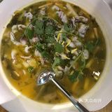 生活不易，所以尽量过得简单点