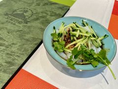 喀什凉粉-艾尼巴億餐厅 Aini Bayi Restaurant(曲阳路店)