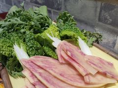 -菌之家·专业纯野生菌火锅·特色炒菌