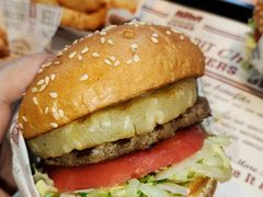 -The Habit Burger Grill 哈比特汉堡(复兴soho店)