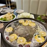 热腾腾的牛肉砂锅 四个人点了「一斤牛肉」的大锅