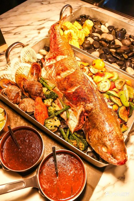 厦门宸洲洲际酒店全日制餐厅泰式鱼图片