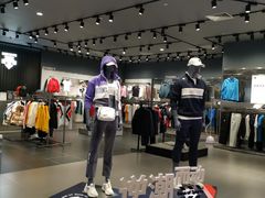 -迪桑特DESCENTE(青岛山东路万象城店)