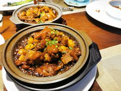 石锅栗子焖猪手-童福兴·南京菜(老门东店)