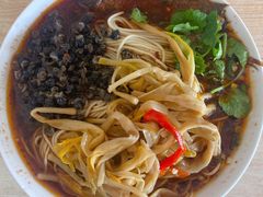 -特色东香泥鳅面螺丝面(金马小区店)