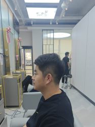 -MONE美发沙龙