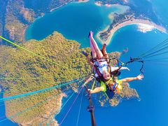 -费特希耶滑翔伞