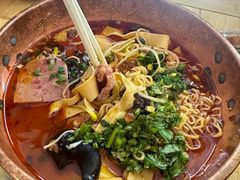 -成都你六姐·牛肉冒菜(上海环宇荟店)