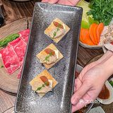 万象城这家中式料理店完全就是侘寂主题的艺术展！