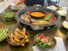 -黄潇洒老火锅(九眼桥宏济巷店)