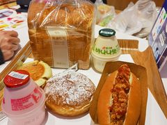 -巴黎贝甜(大宁国际商业广场店)