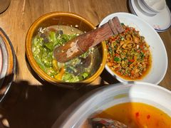 皮蛋抖辣椒-东方红·湖南菜(金屿店)