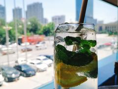 -东方红海鲜百汇(国际大厦店)
