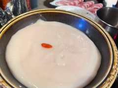 -老牌坊云南鱼豆花火锅(哈西万达店)