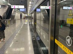 -红土地(地铁站)