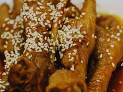 吸溜耙鸡脚脚-盐与味葱葱鲫鱼•自贡菜江湖菜(春熙店)