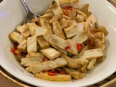 -新李记 · 口味菜馆(南郊公园店)