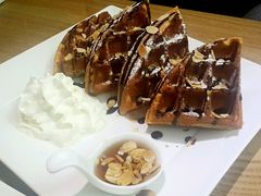 -Who乎coffee&bar