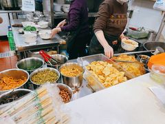 自助取餐区-文昌桥螺蛳粉(魏公村店)