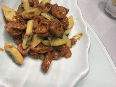 -梅飞酒家(名辉豪庭店)