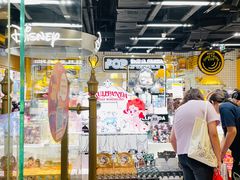 -泡泡玛特POPMART(上海环球港店)