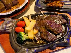 肉眼扒-JUKEBOX玖部音乐餐厅(华侨城店)