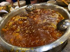 -肖肖酸萝卜鱼火锅(总店)