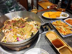 -佟爷·老北京炙子烤肉(动物园店)