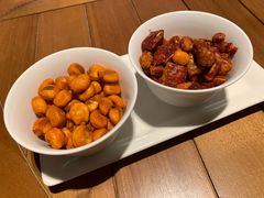 黄金玉米粒-瑰丽酒店·海吧·天际下午茶·现场DJ·天台酒吧