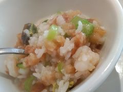 -蜜桃餐厅·伴山(湖滨商业街店)