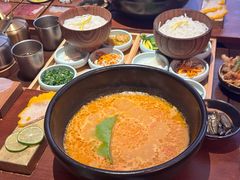 -银米·云南传统过桥米线(双廊黑金冠店)