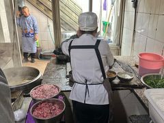 -正宗杨记普洱酸醋米线(总店)