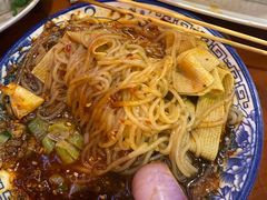 -老何太太鹤岗小串·团建聚餐(龙华店)