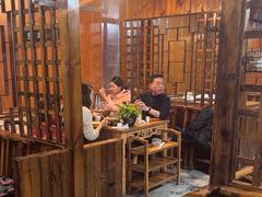 -果松木炭酸菜铜火锅·外婆参鸡汤