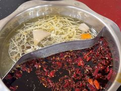 -储奇门鳝鱼火锅(总店)
