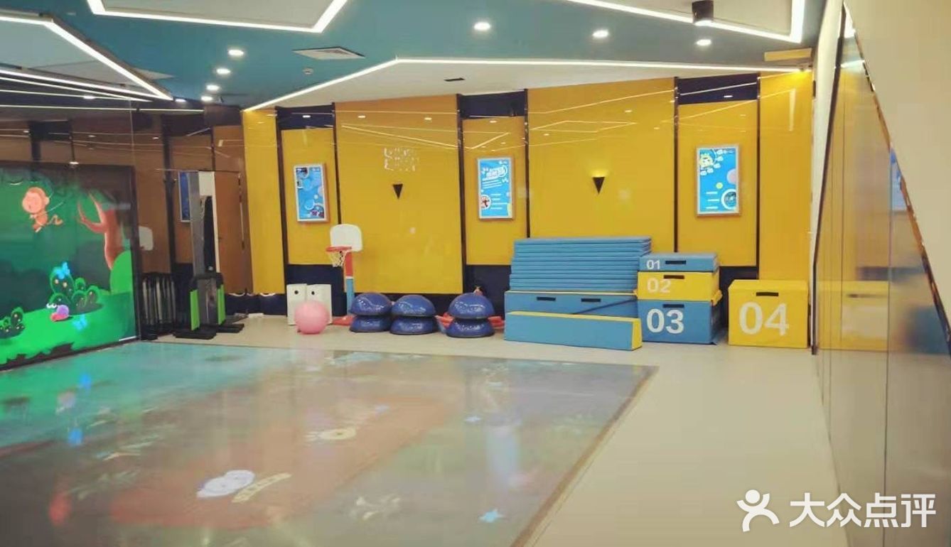 有交互式学习模式的未来教室