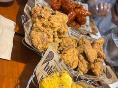 -BHC炸鸡(明洞总店)