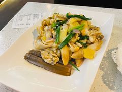 -肥仔文澳门猪骨煲(南京西路店)