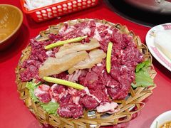 -潮汕·草根牛肉档(上海荟聚城市集市店)